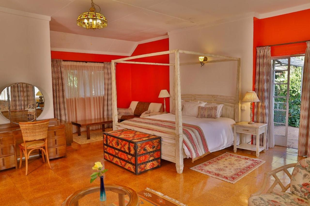 Hotel Zereniti House Muyaka Esterno foto