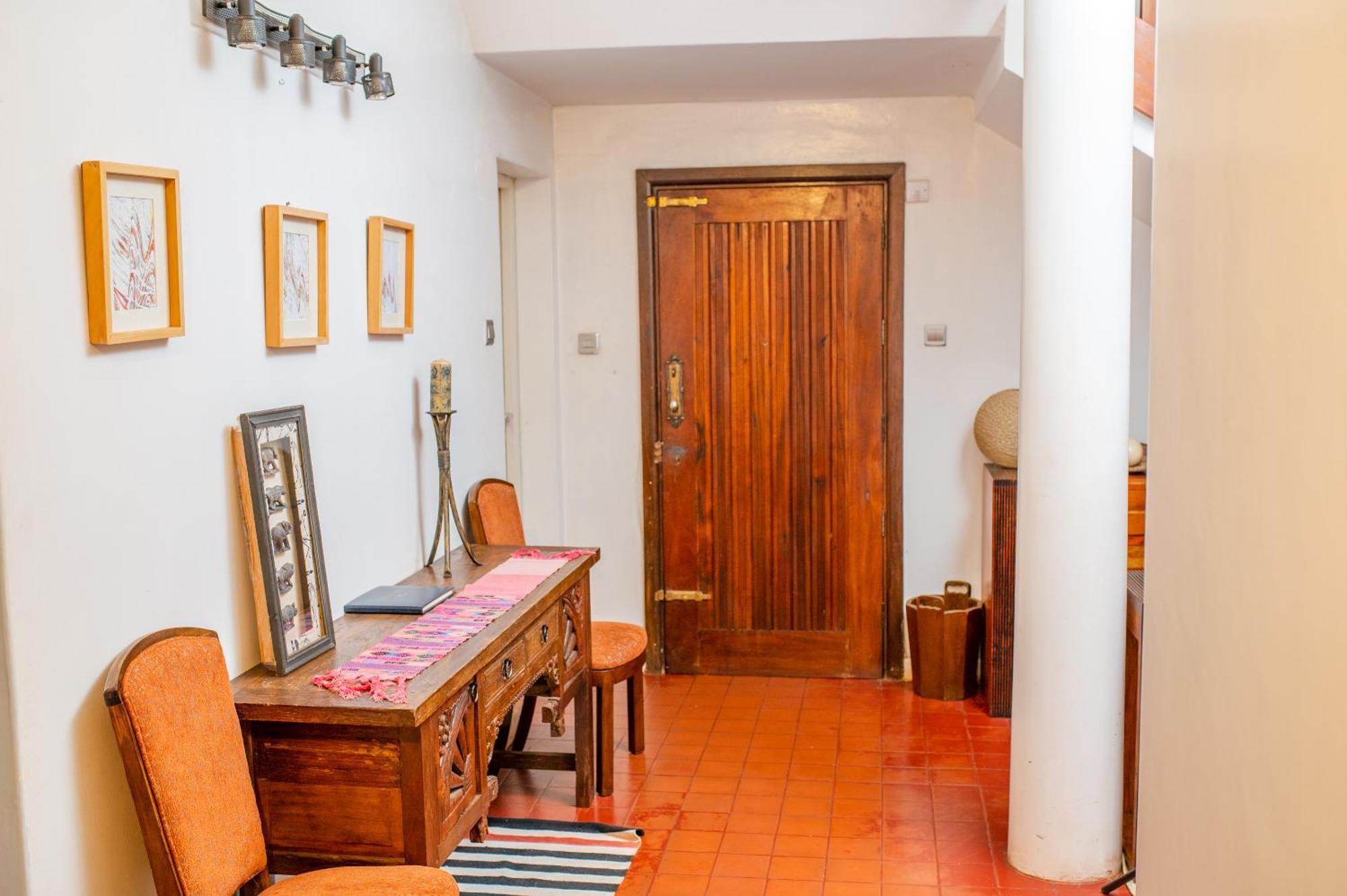 Hotel Zereniti House Muyaka Esterno foto