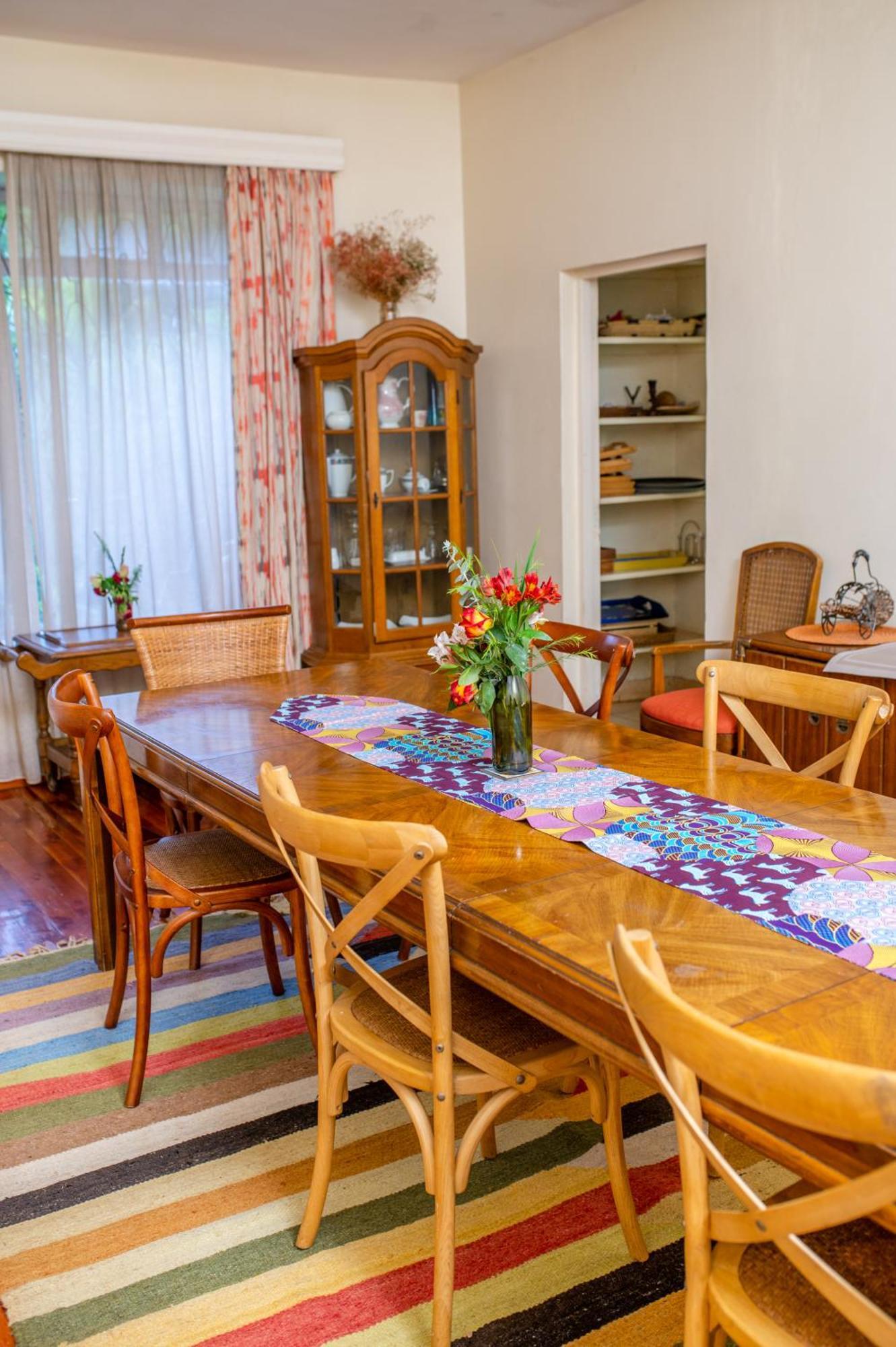 Hotel Zereniti House Muyaka Esterno foto