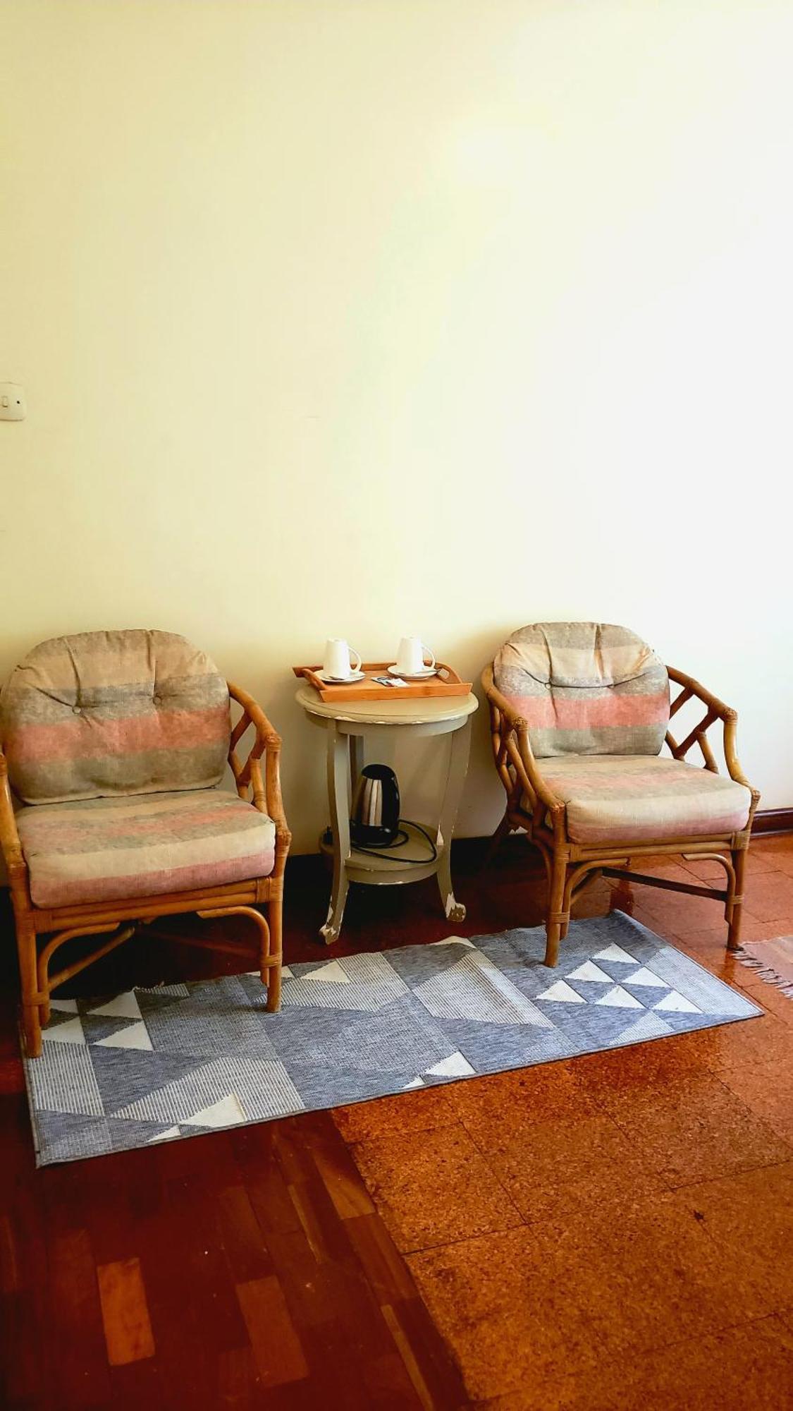 Hotel Zereniti House Muyaka Esterno foto