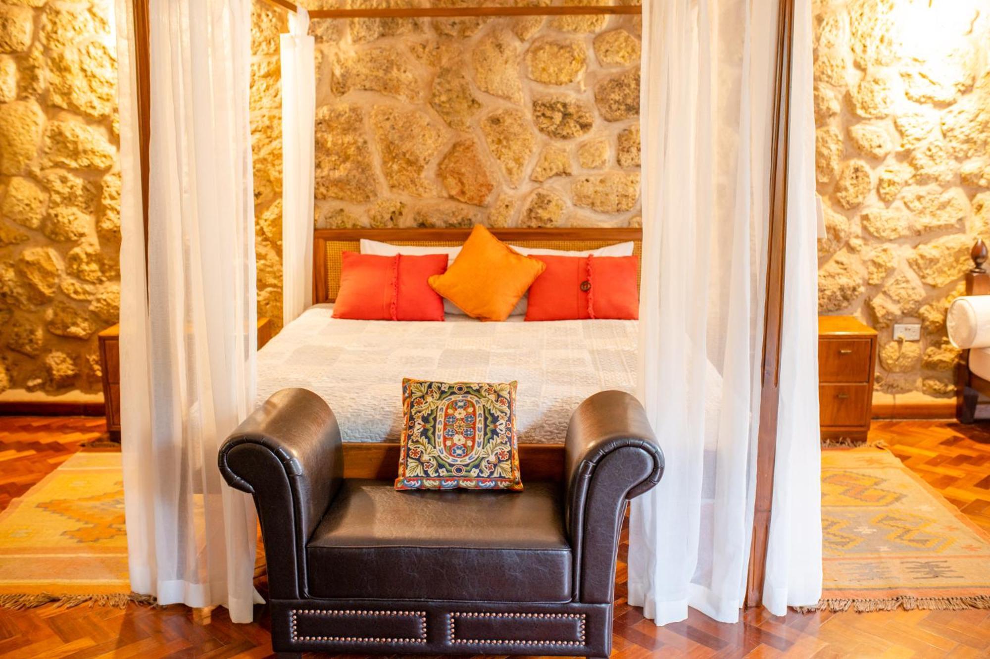 Hotel Zereniti House Muyaka Esterno foto