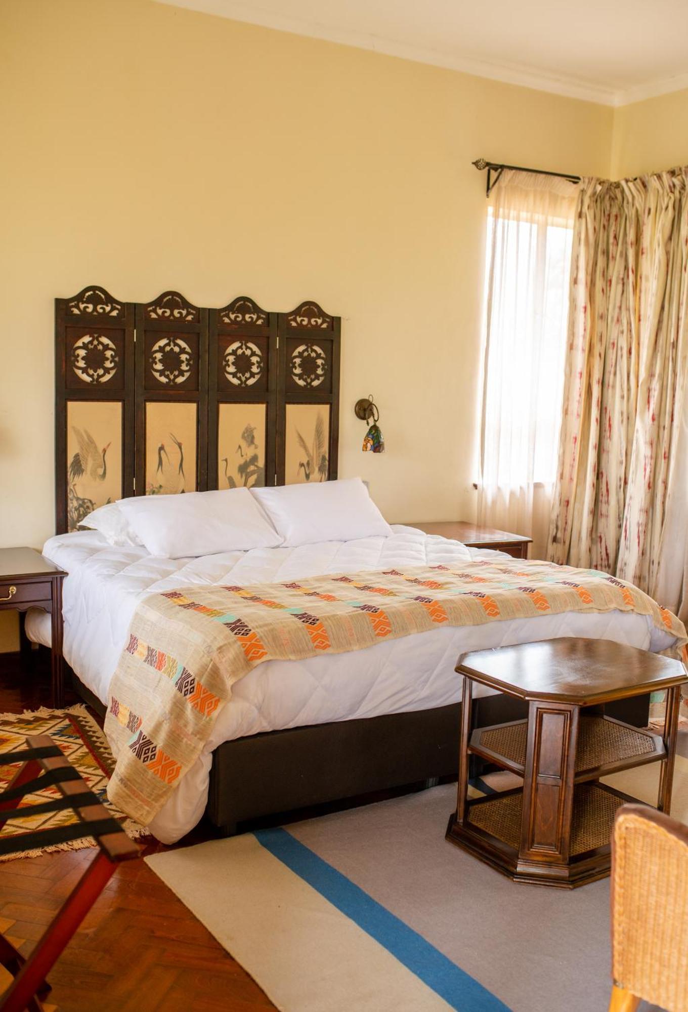 Hotel Zereniti House Muyaka Esterno foto