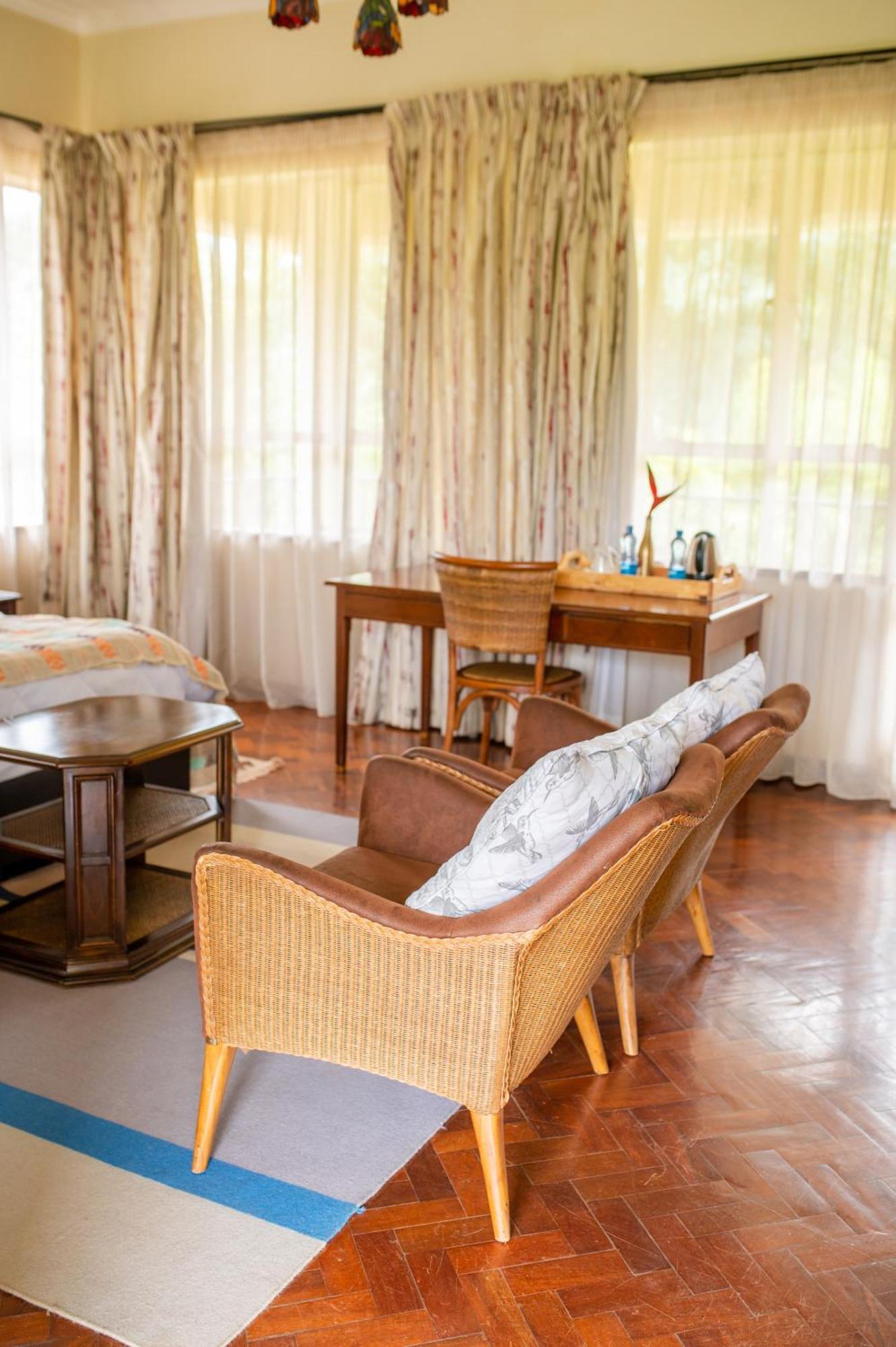 Hotel Zereniti House Muyaka Esterno foto