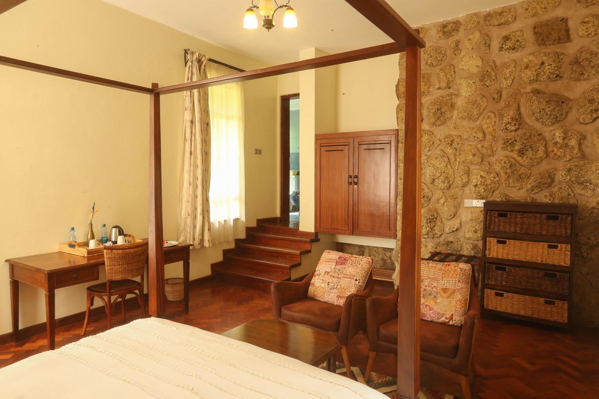 Hotel Zereniti House Muyaka Esterno foto