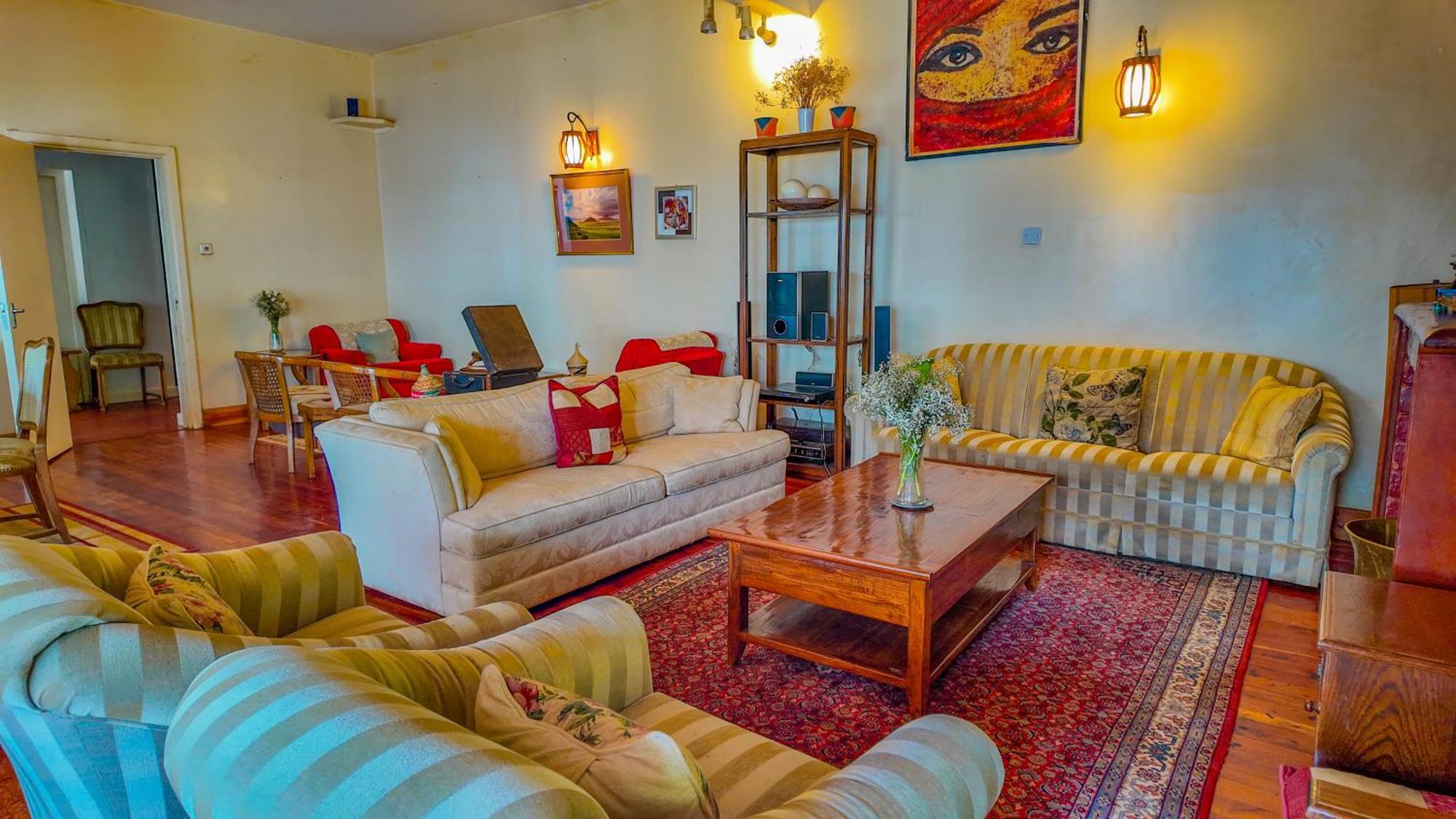 Hotel Zereniti House Muyaka Esterno foto